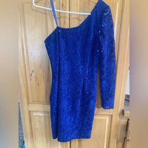 Size 10 sparkly blue formal dress